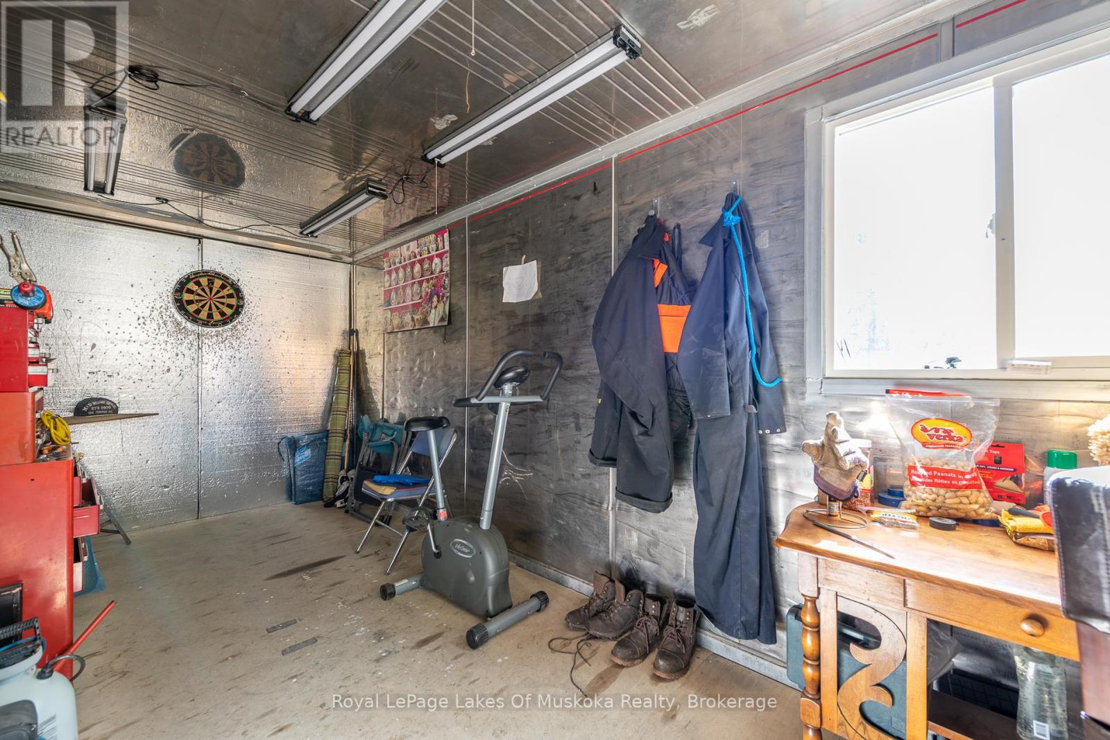 12 Elm Street, Huntsville, Ontario  P1H 1L1 - Photo 24 - X12465313