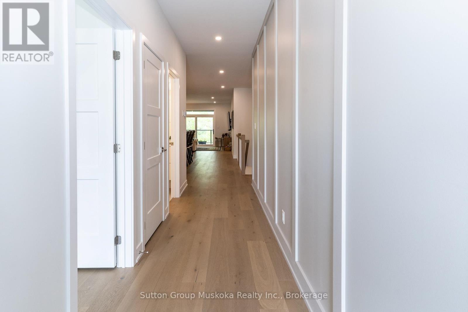 9 Jack Street, Huntsville, Ontario  P1H 0G4 - Photo 4 - X12465687