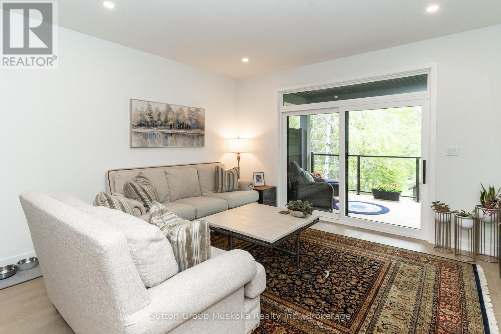 9 Jack Street, Huntsville, Ontario  P1H 0G4 - Photo 9 - X12465687