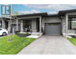 9 JACK STREET, Huntsville, Ontario