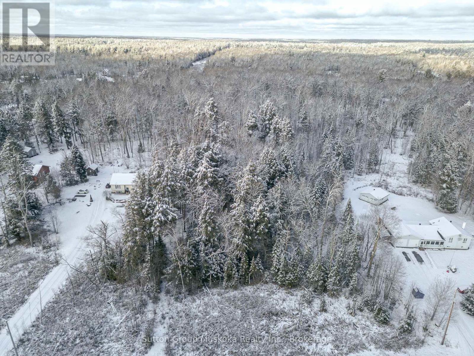 0 118 Highway E, Bracebridge, Ontario  P1L 1X1 - Photo 14 - X12465750