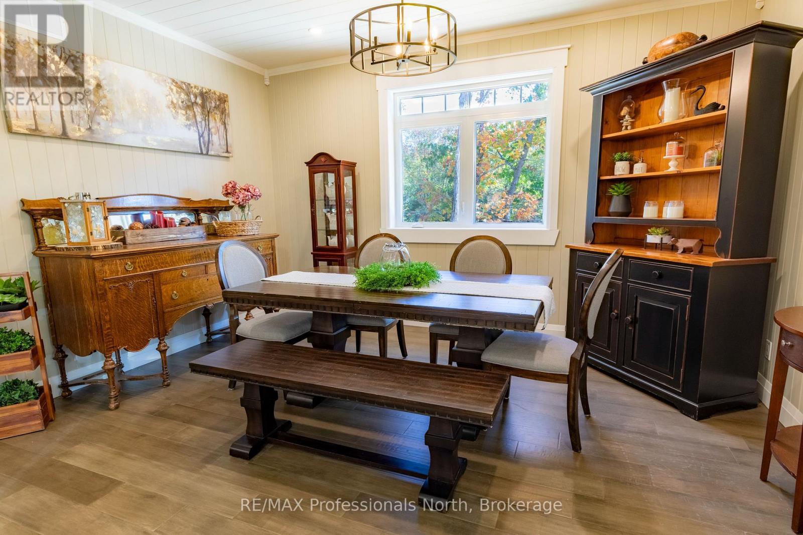 1203 Burlmarie Road, Lake Of Bays, Ontario  P0B 1A0 - Photo 10 - X12467511