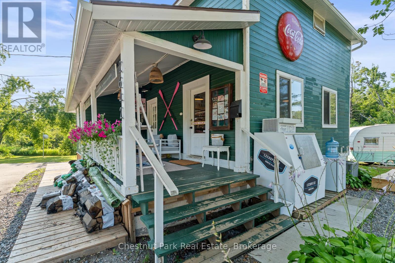 2642 Muskoka 169 Road, Muskoka Lakes, Ontario  P0C 1M0 - Photo 4 - X12467832