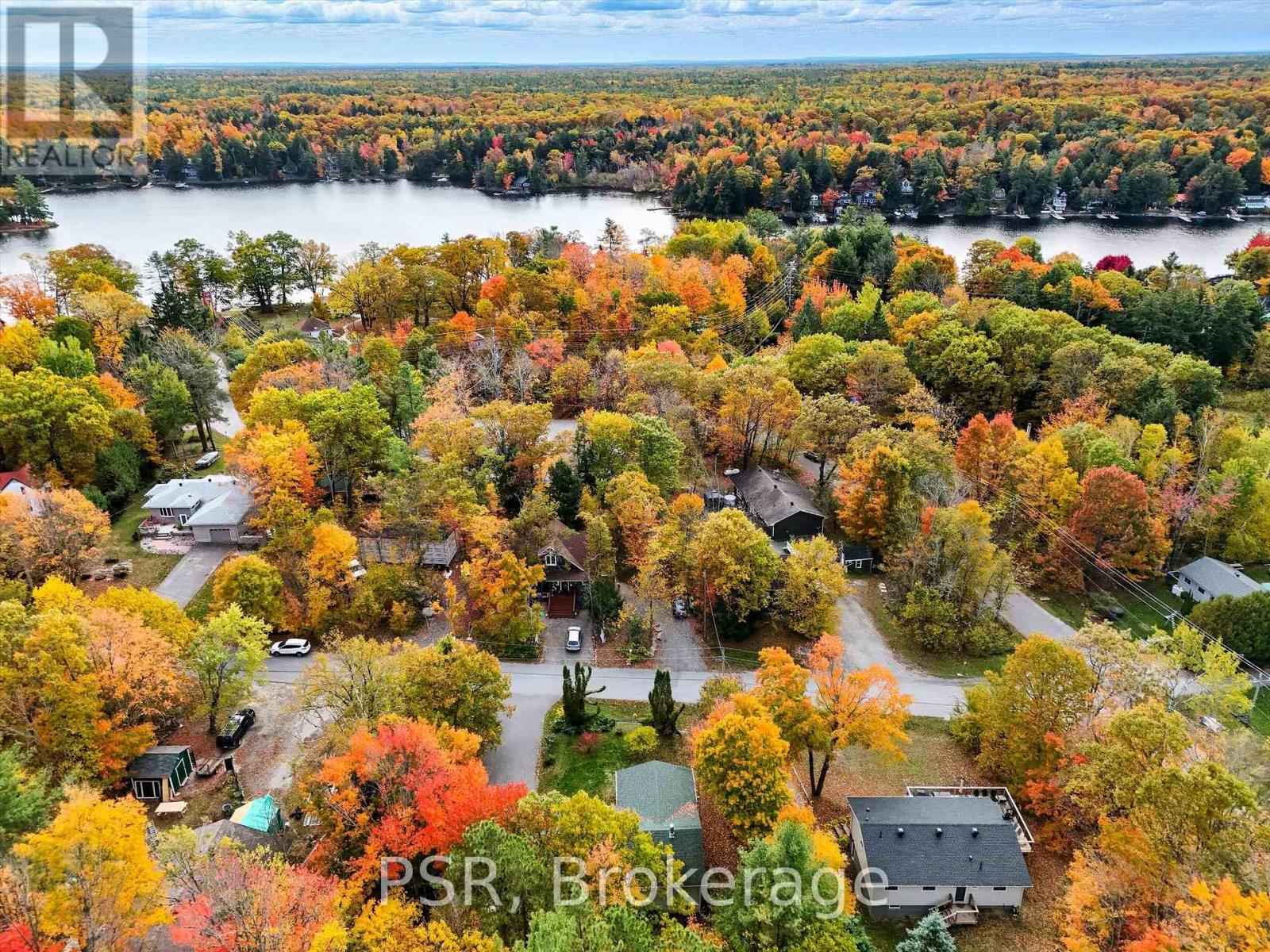 1016 Victoria Street, Muskoka Lakes, Ontario  L0K 1E0 - Photo 39 - X12468155