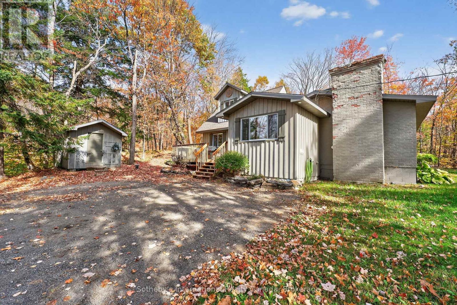 1132 Limberlost Road, Lake Of Bays, Ontario  P1H 2J6 - Photo 14 - X12468388