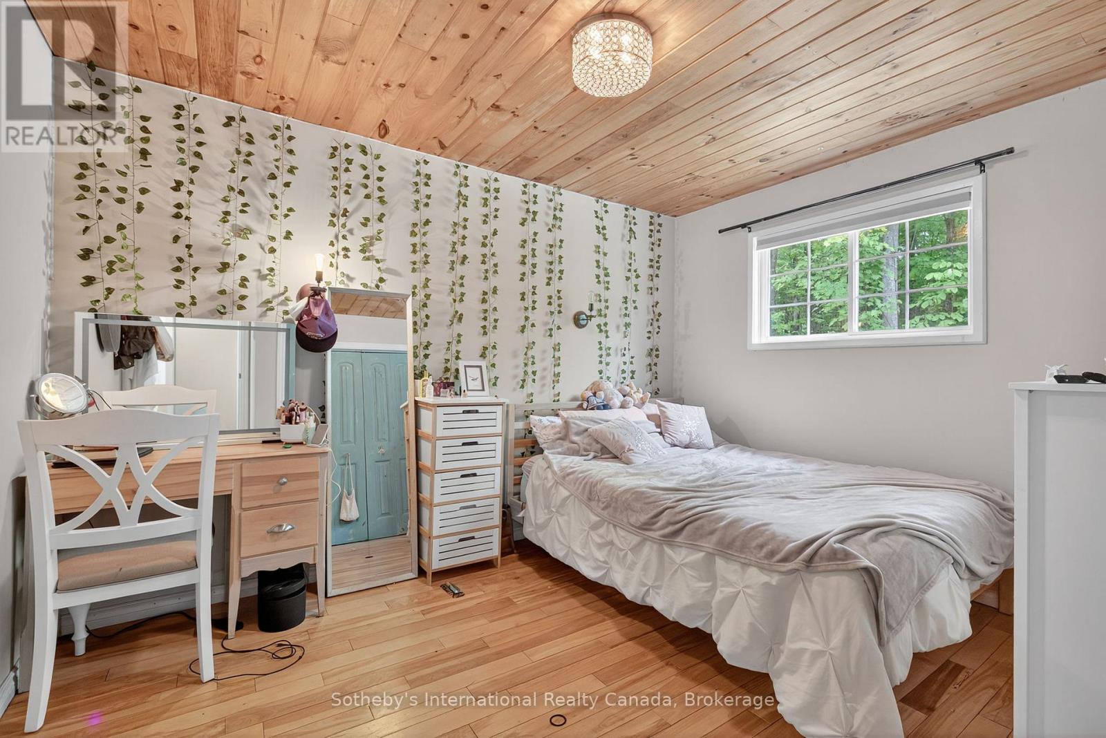 1132 Limberlost Road, Lake Of Bays, Ontario  P1H 2J6 - Photo 26 - X12468388