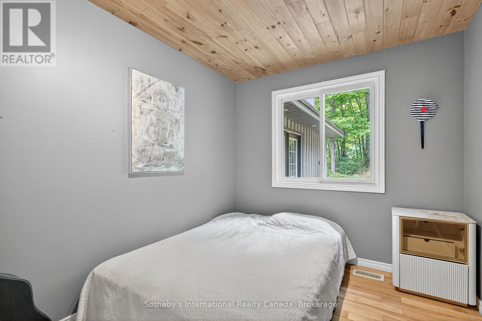 1132 Limberlost Road, Lake Of Bays, Ontario  P1H 2J6 - Photo 29 - X12468388