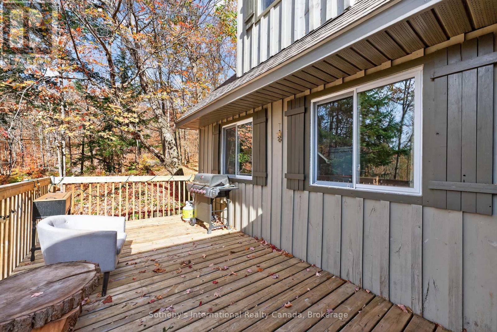 1132 Limberlost Road, Lake Of Bays, Ontario  P1H 2J6 - Photo 3 - X12468388