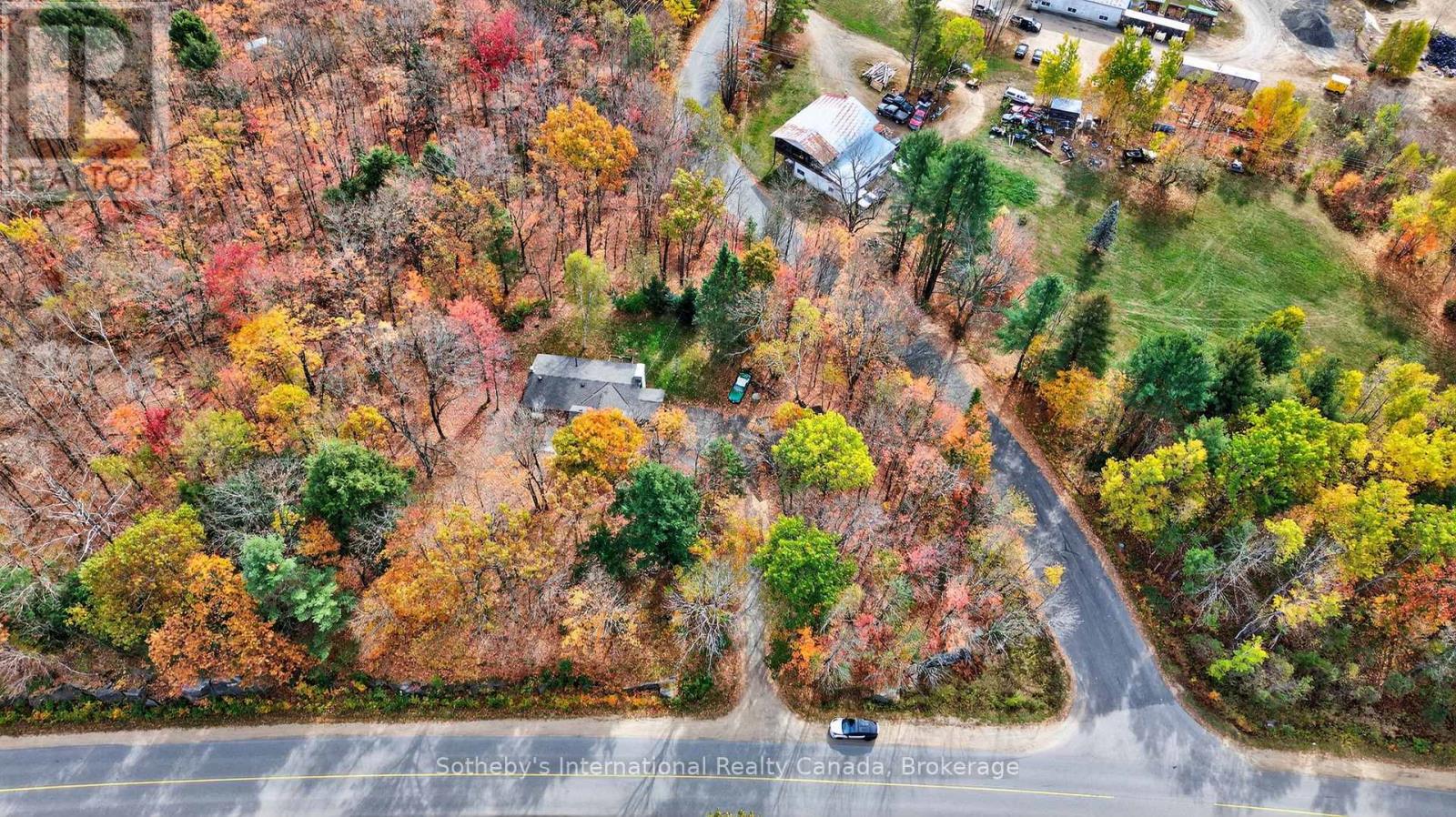 1132 Limberlost Road, Lake Of Bays, Ontario  P1H 2J6 - Photo 42 - X12468388