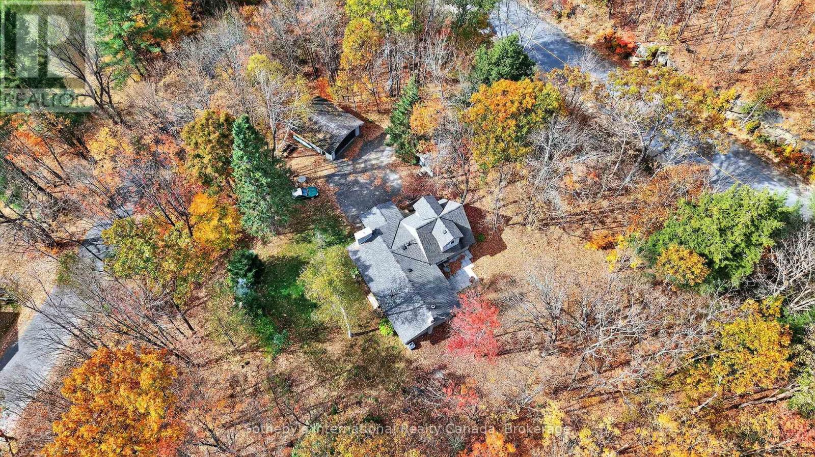 1132 Limberlost Road, Lake Of Bays, Ontario  P1H 2J6 - Photo 8 - X12468388