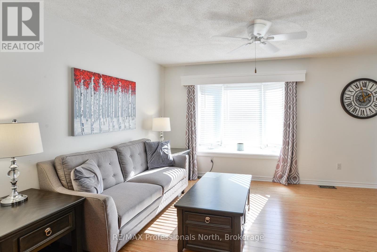 6 Lankin Avenue, Bracebridge, Ontario  P1L 1Y1 - Photo 6 - X12468911