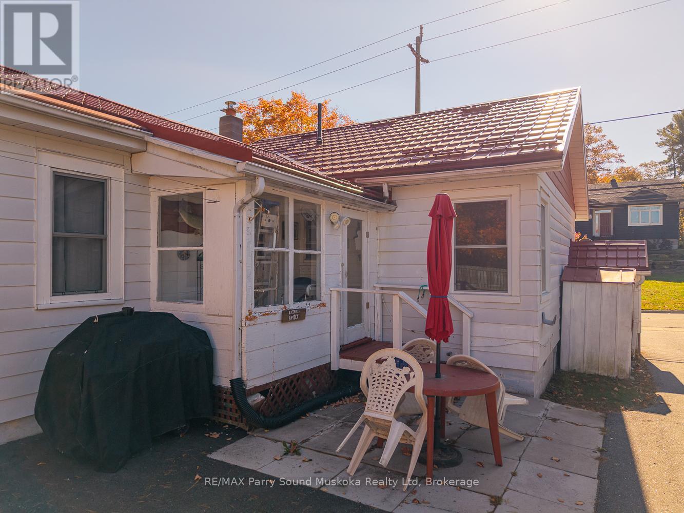 19 Isabella Street, Parry Sound, Ontario  P2A 1M1 - Photo 20 - X12468943