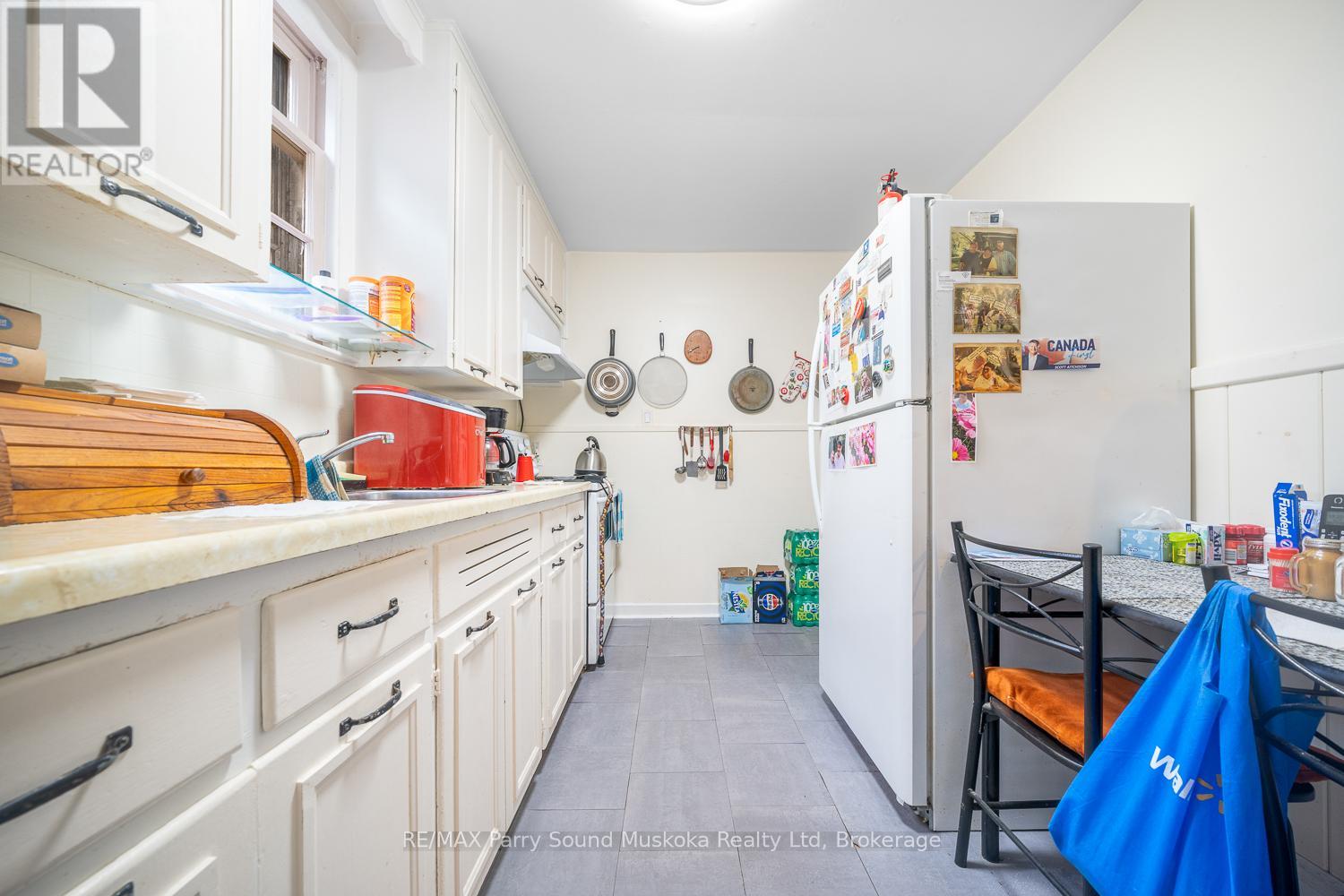 19 Isabella Street, Parry Sound, Ontario  P2A 1M1 - Photo 28 - X12468943