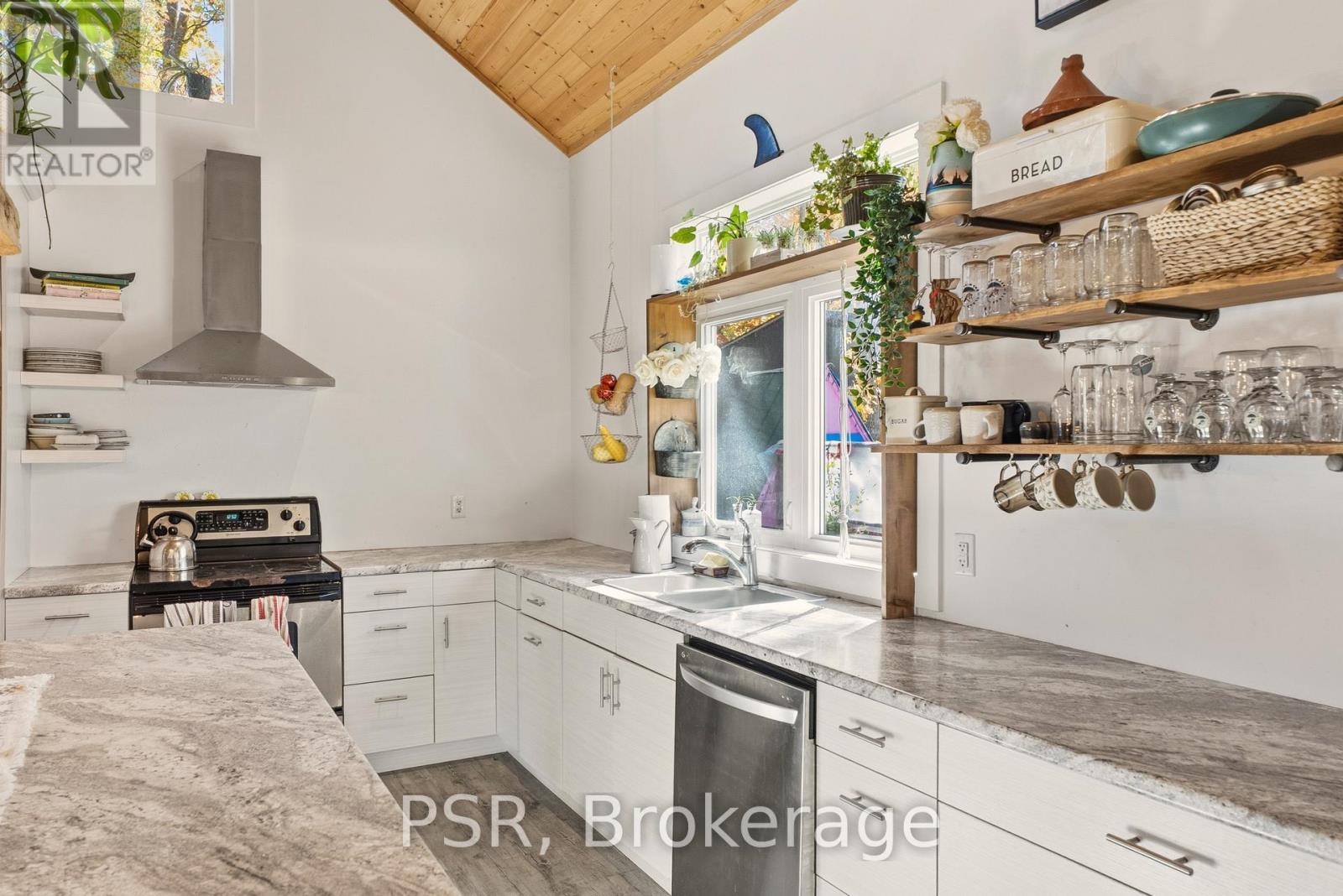 1194 Muskoka Road 38, Muskoka Lakes, Ontario  P0C 1A0 - Photo 24 - X12469445