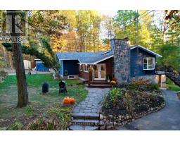 31 FALLS VIEW ROAD, Huntsville, Ontario