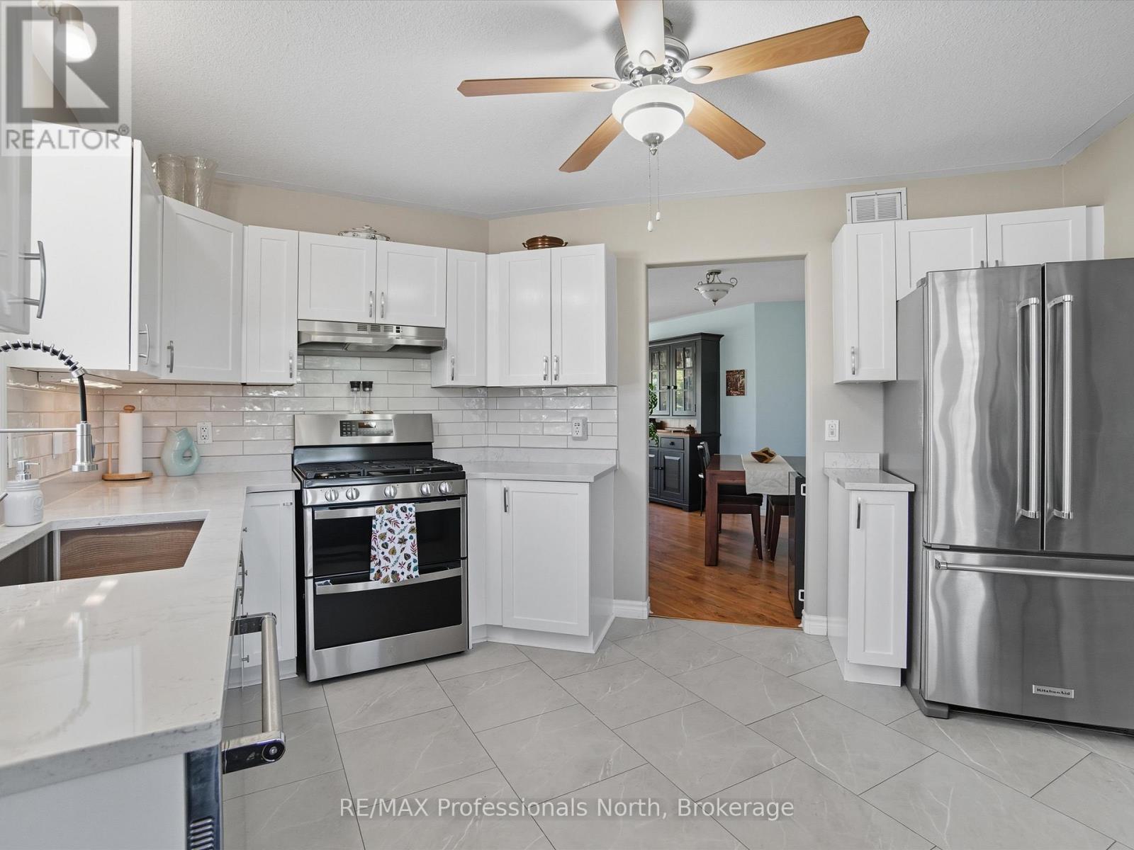 17 Keall Crescent, Bracebridge, Ontario  P1L 1Y4 - Photo 14 - X12471185