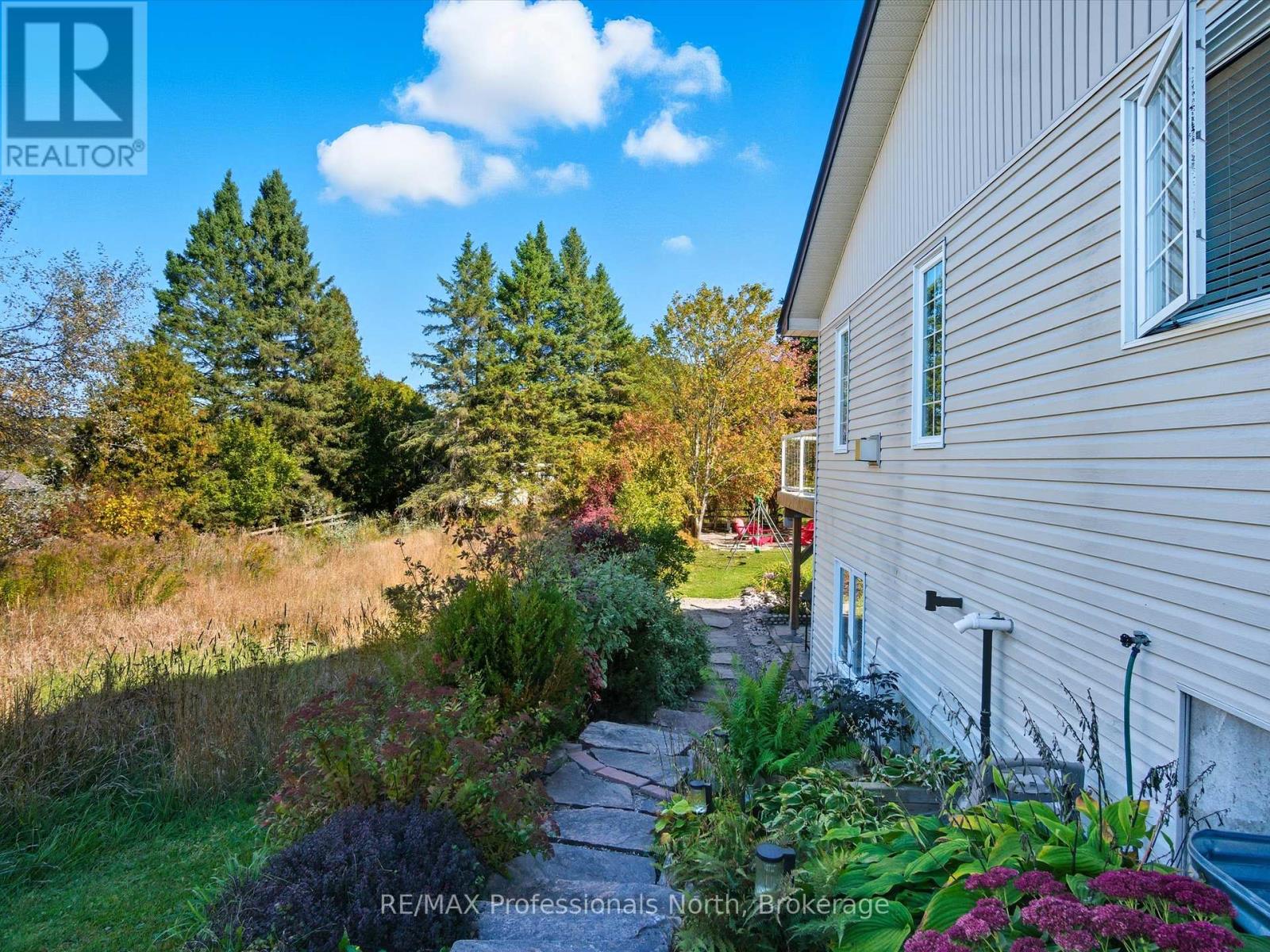 17 Keall Crescent, Bracebridge, Ontario  P1L 1Y4 - Photo 33 - X12471185