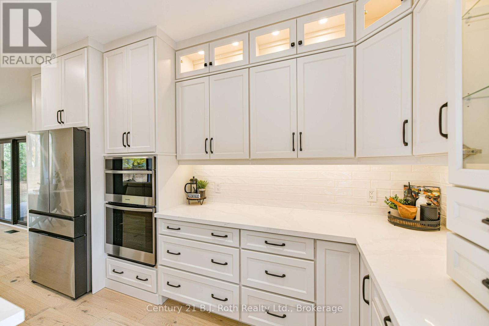 691 South Waseosa Lake Road, Huntsville, Ontario  P1H 2N5 - Photo 14 - X12473164