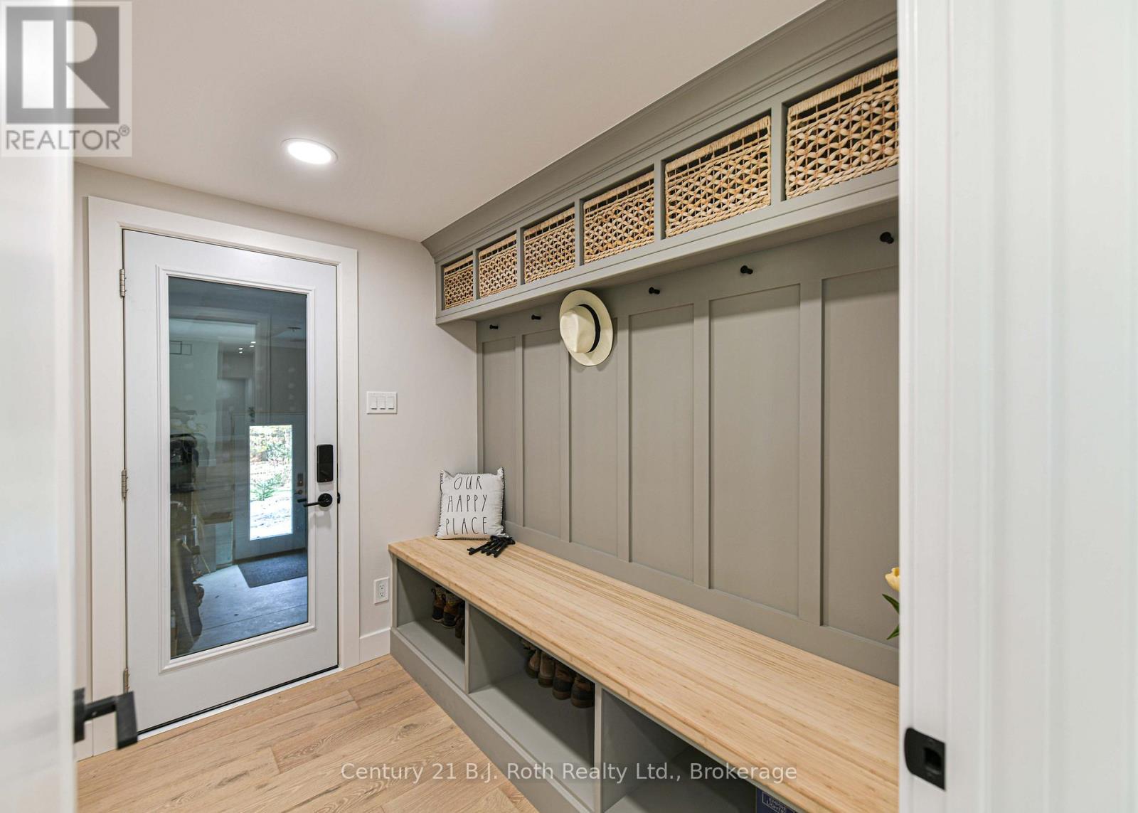 691 South Waseosa Lake Road, Huntsville, Ontario  P1H 2N5 - Photo 37 - X12473164