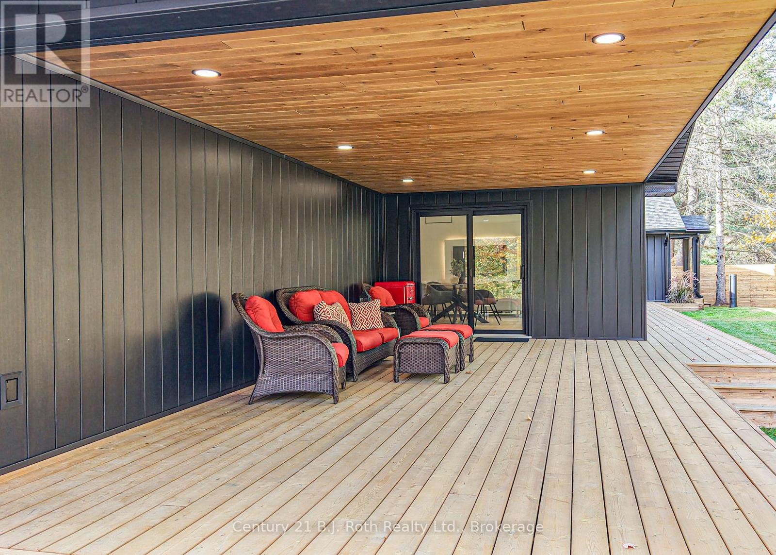 691 South Waseosa Lake Road, Huntsville, Ontario  P1H 2N5 - Photo 43 - X12473164