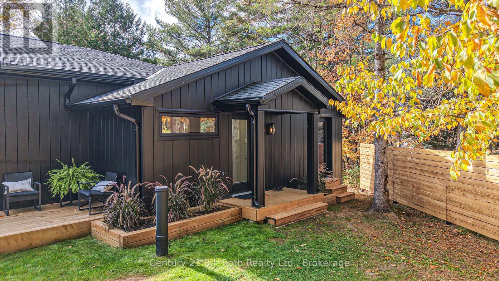 691 South Waseosa Lake Road, Huntsville, Ontario  P1H 2N5 - Photo 44 - X12473164