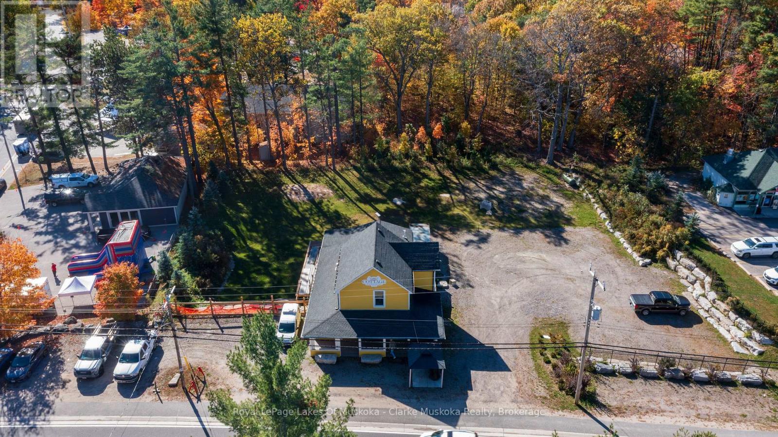 3173 Muskoka Rd 169, Muskoka Lakes, Ontario  P0C 1A0 - Photo 2 - X12473445