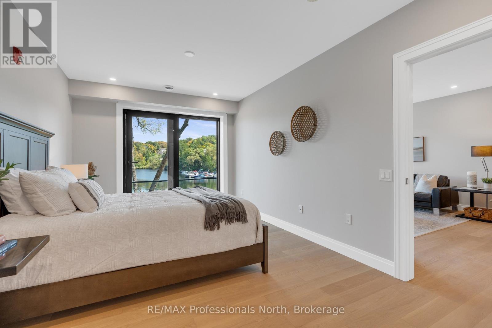 203 - 32 Brunel Road, Huntsville, Ontario  P1H 1P5 - Photo 37 - X12475512