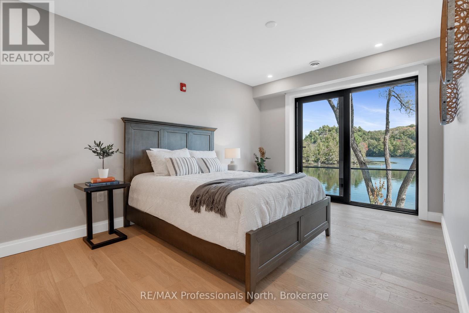 201 - 32 Brunel Road, Huntsville, Ontario  P1H 1P5 - Photo 35 - X12475529