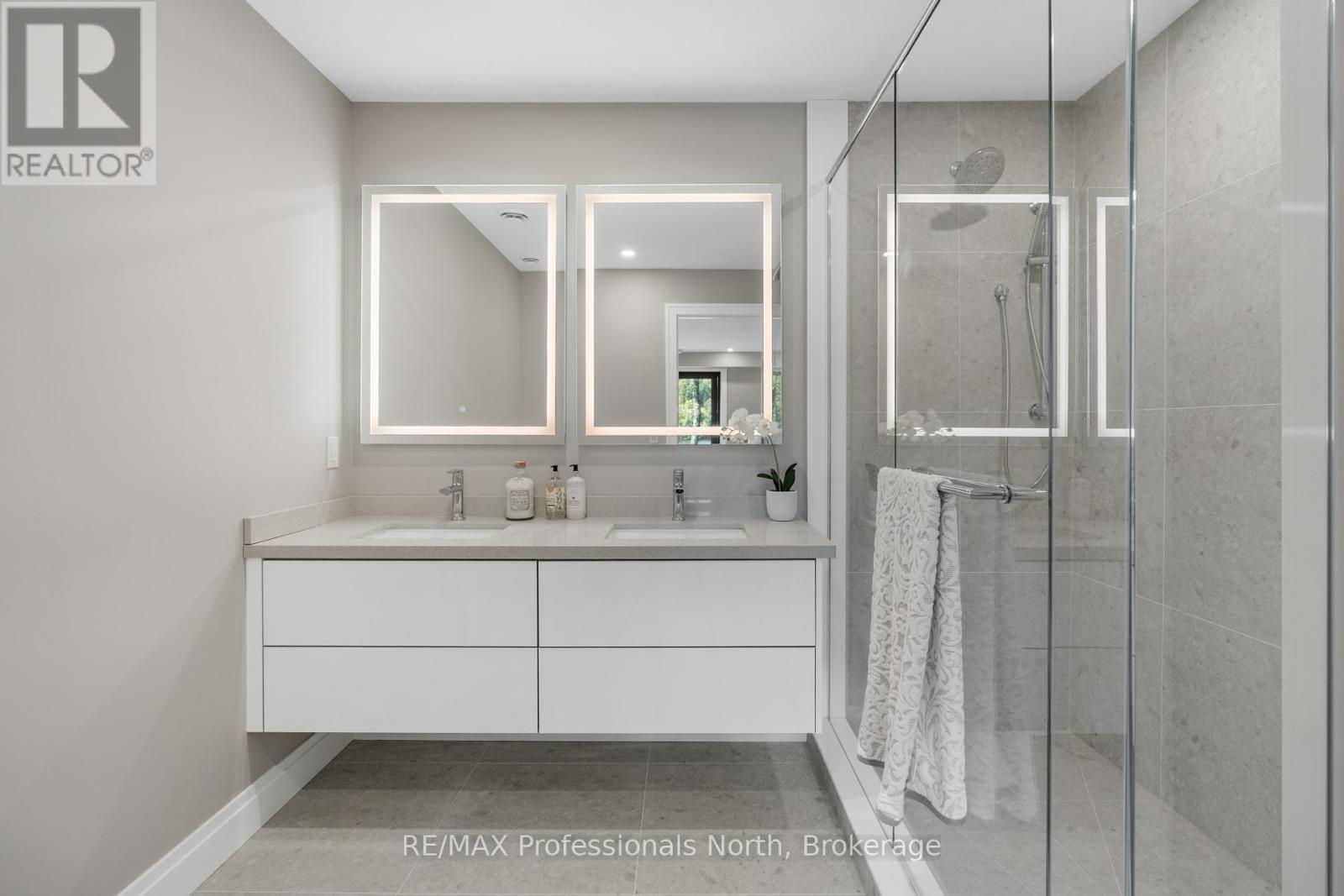 201 - 32 Brunel Road, Huntsville, Ontario  P1H 1P5 - Photo 41 - X12475529