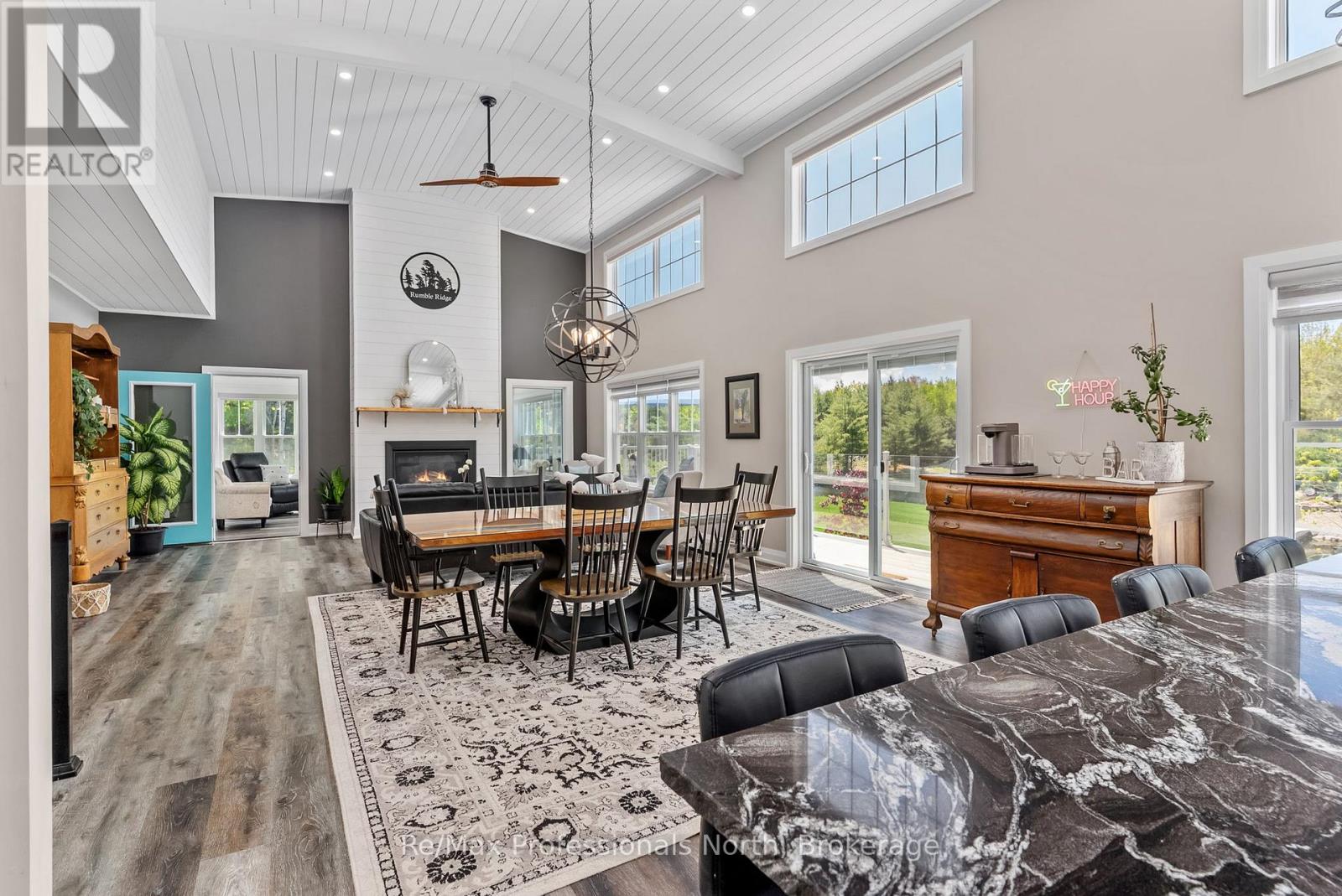 1076 Xavier Street, Gravenhurst, Ontario  P0E 1G0 - Photo 21 - X12477793