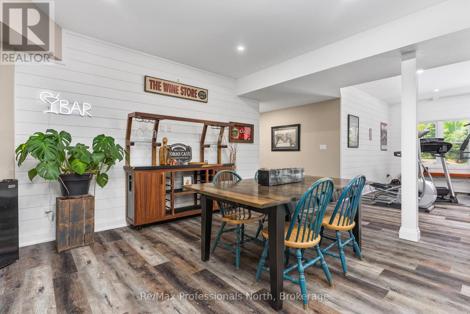 1076 Xavier Street, Gravenhurst, Ontario  P0E 1G0 - Photo 36 - X12477793