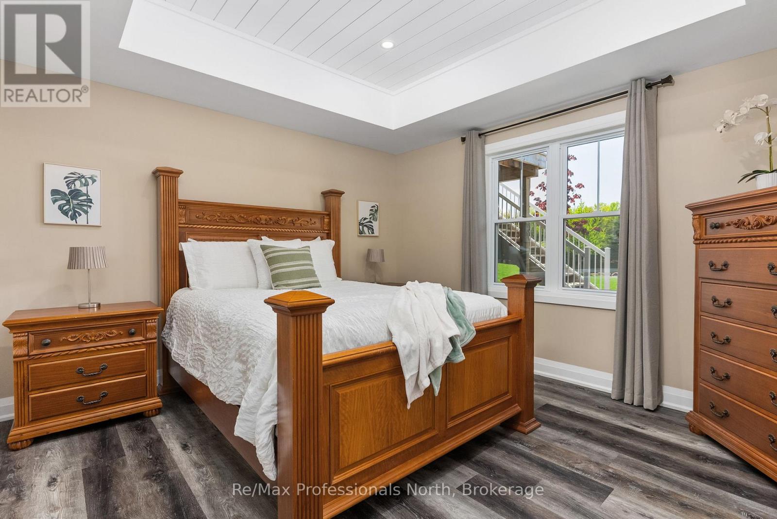 1076 Xavier Street, Gravenhurst, Ontario  P0E 1G0 - Photo 39 - X12477793