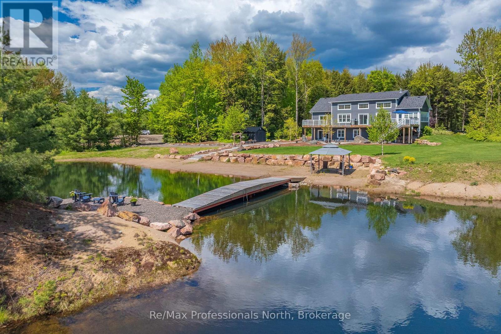 1076 Xavier Street, Gravenhurst, Ontario  P0E 1G0 - Photo 7 - X12477793