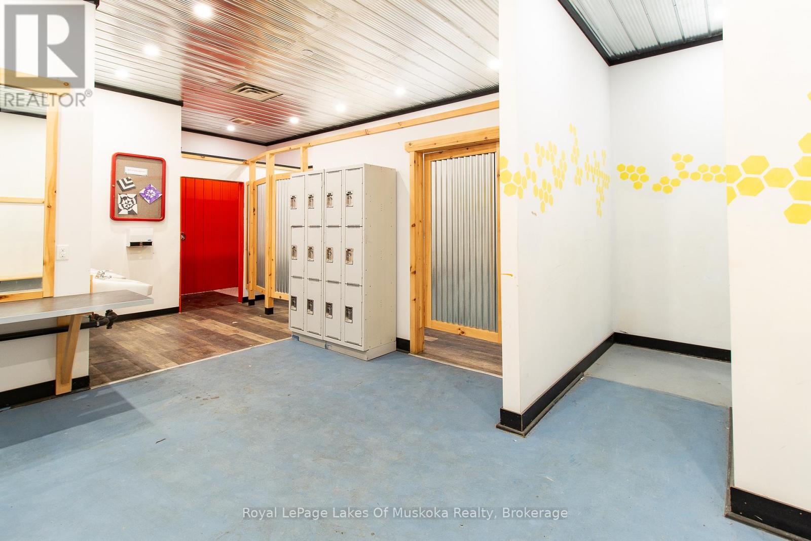 227 Wellington Street, Bracebridge, Ontario  P1L 1C1 - Photo 15 - X12478623