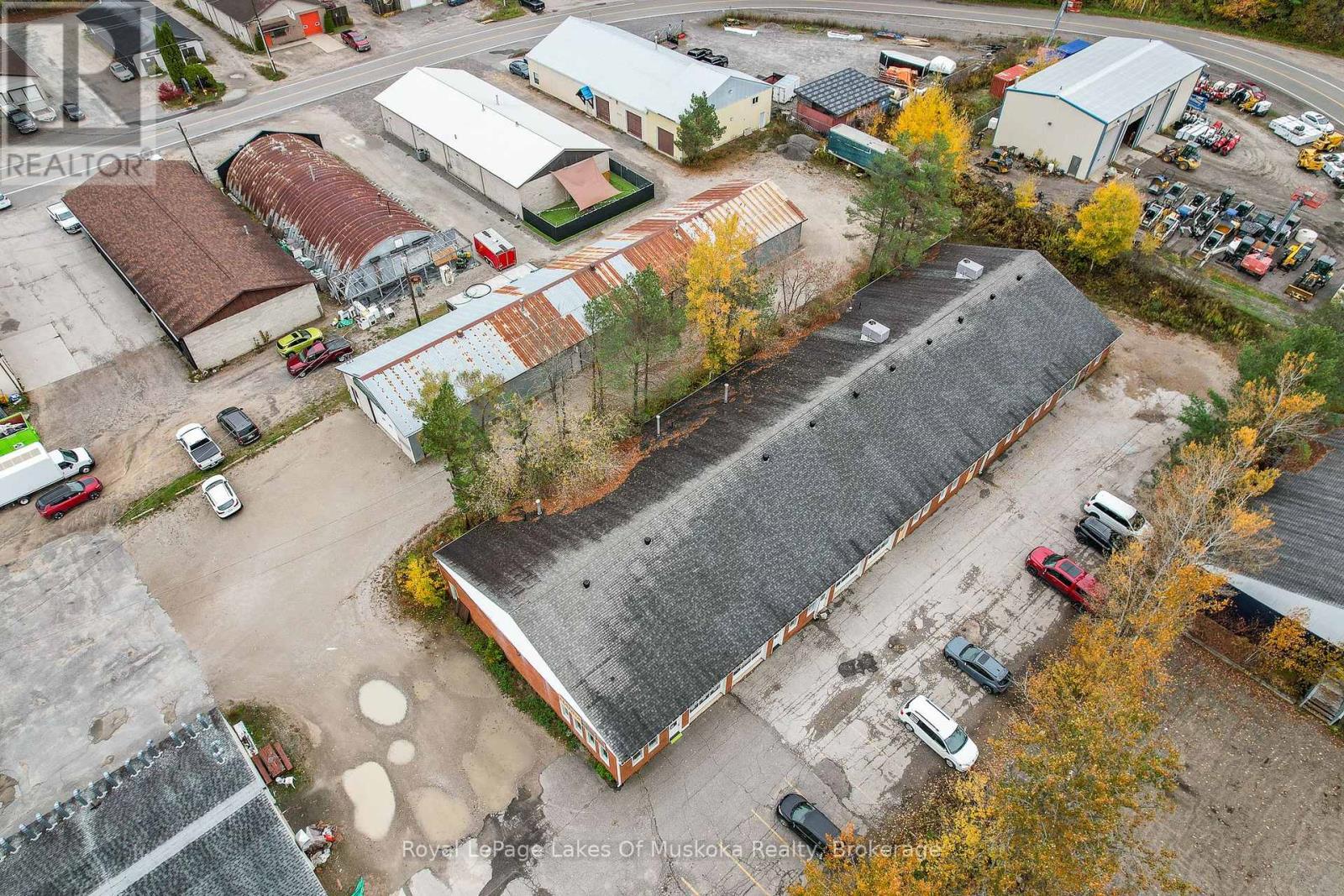 227 Wellington Street, Bracebridge, Ontario  P1L 1C1 - Photo 6 - X12478623