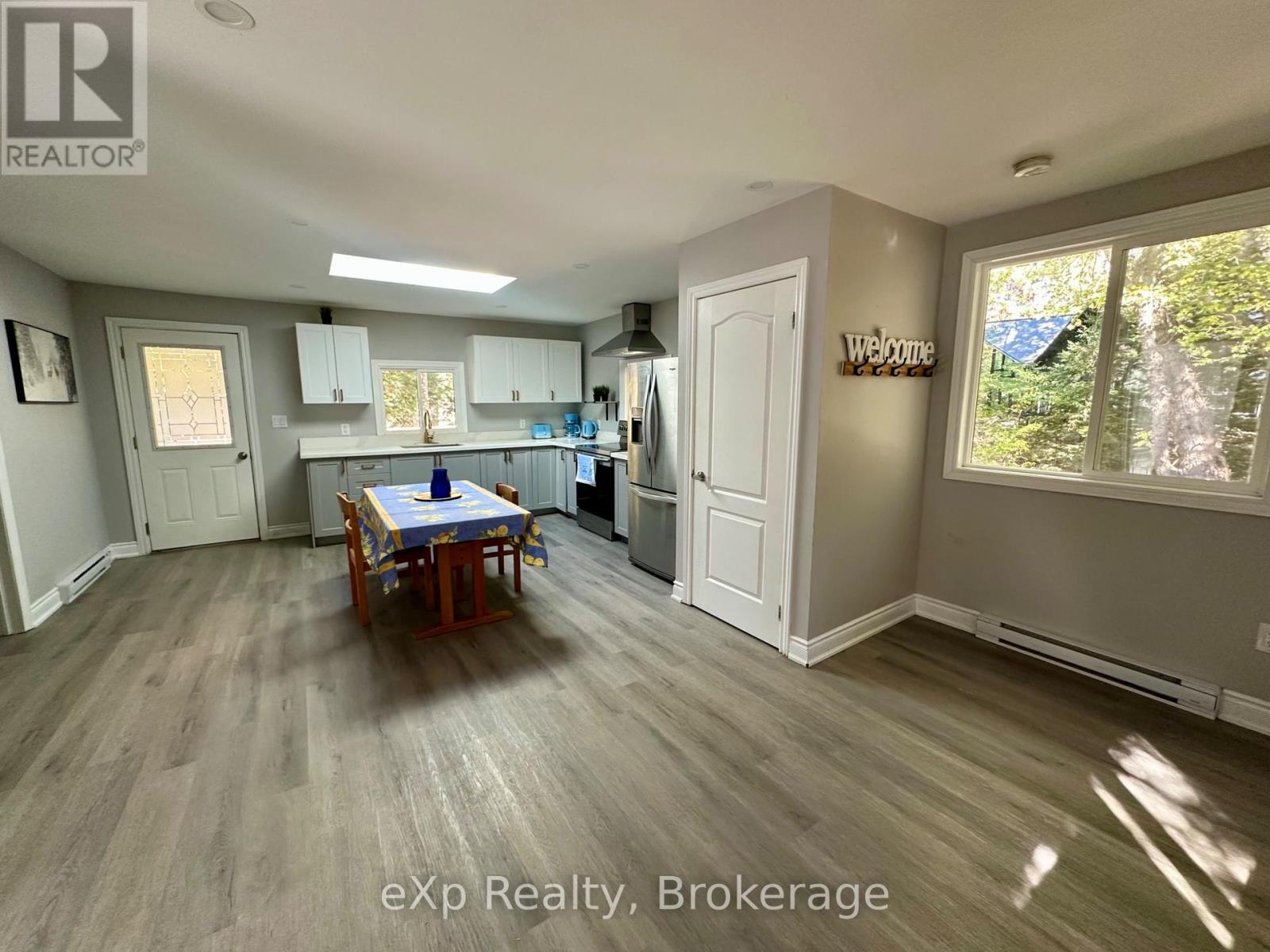 61 Robert Road W, Huntsville, Ontario  P1H 1L4 - Photo 17 - X12479184