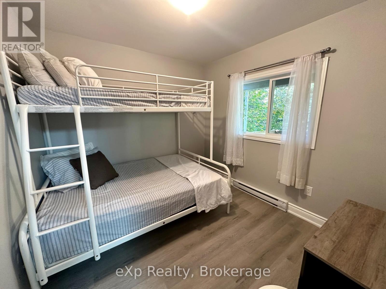 61 Robert Road W, Huntsville, Ontario  P1H 1L4 - Photo 21 - X12479184