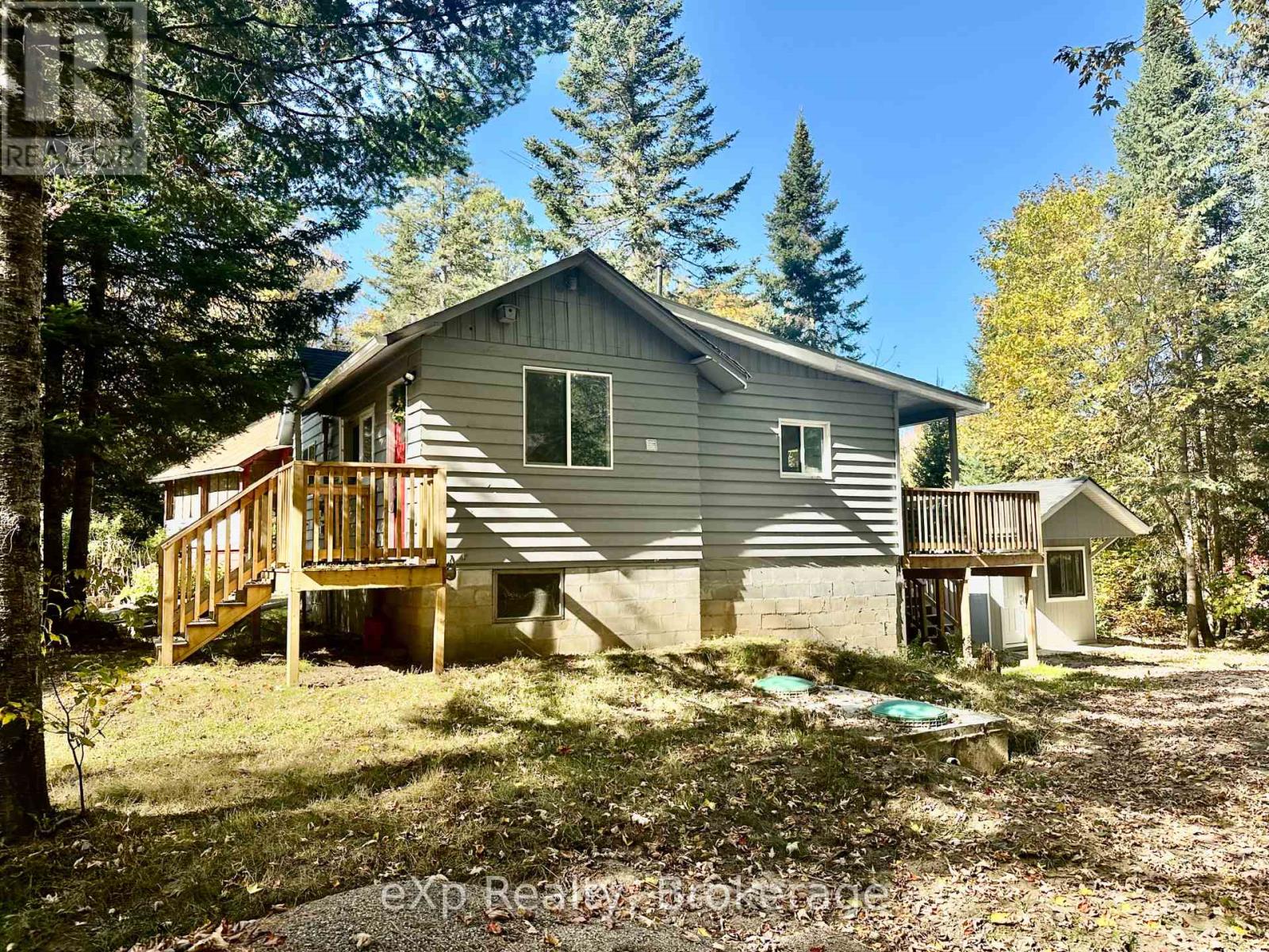 61 Robert Road W, Huntsville, Ontario  P1H 1L4 - Photo 6 - X12479184