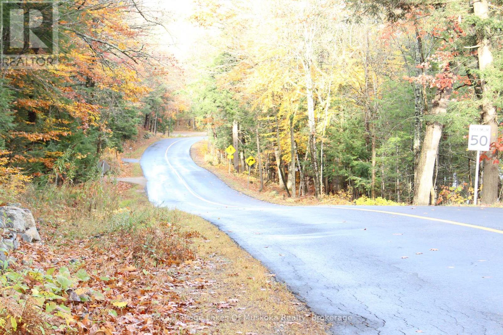 4150 South Portage Road, Huntsville, Ontario  P1H 2J3 - Photo 1 - X12480481