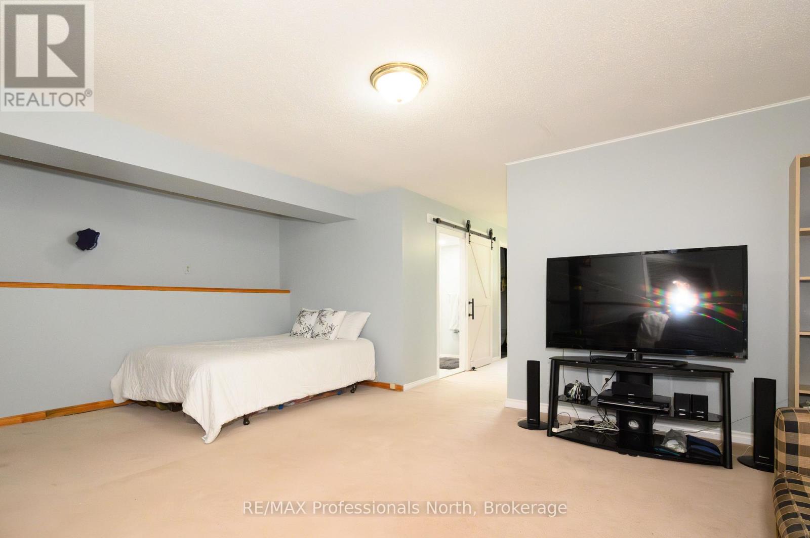 30 Sabrina Park Drive, Huntsville, Ontario  P1H 1L8 - Photo 17 - X12481787