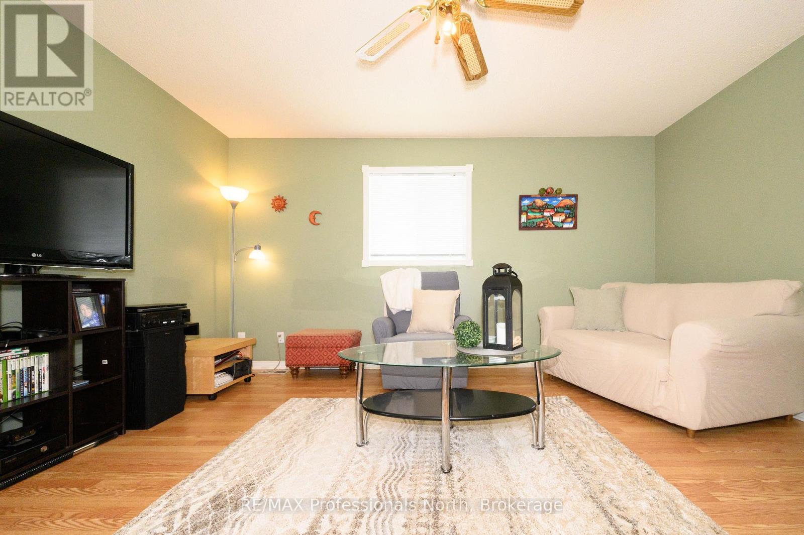 30 Sabrina Park Drive, Huntsville, Ontario  P1H 1L8 - Photo 6 - X12481787