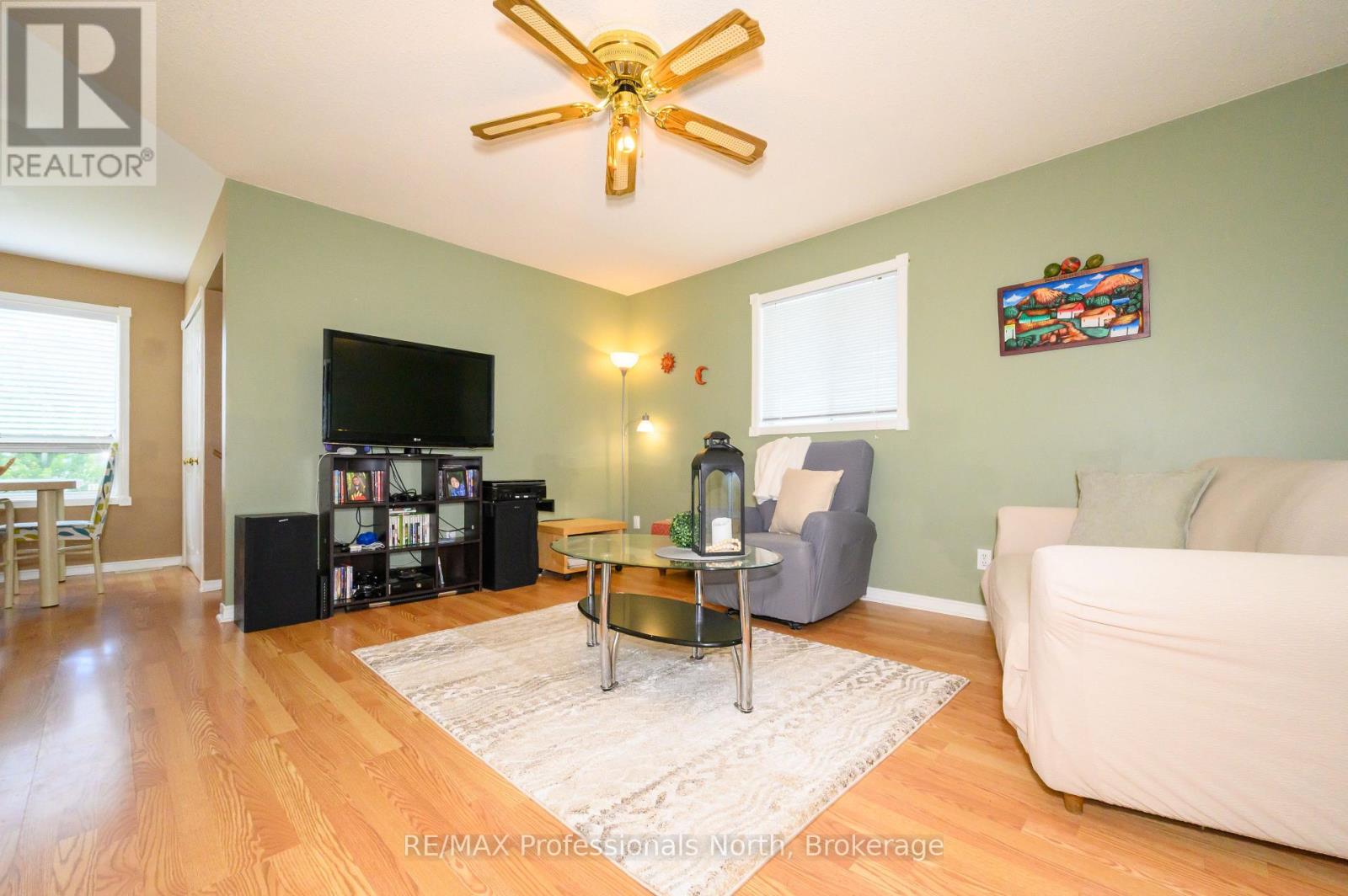 30 Sabrina Park Drive, Huntsville, Ontario  P1H 1L8 - Photo 7 - X12481787