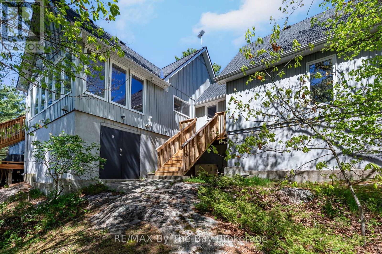 261 Kim T Lane, Georgian Bay, Ontario  L0K 1S0 - Photo 32 - X12482070