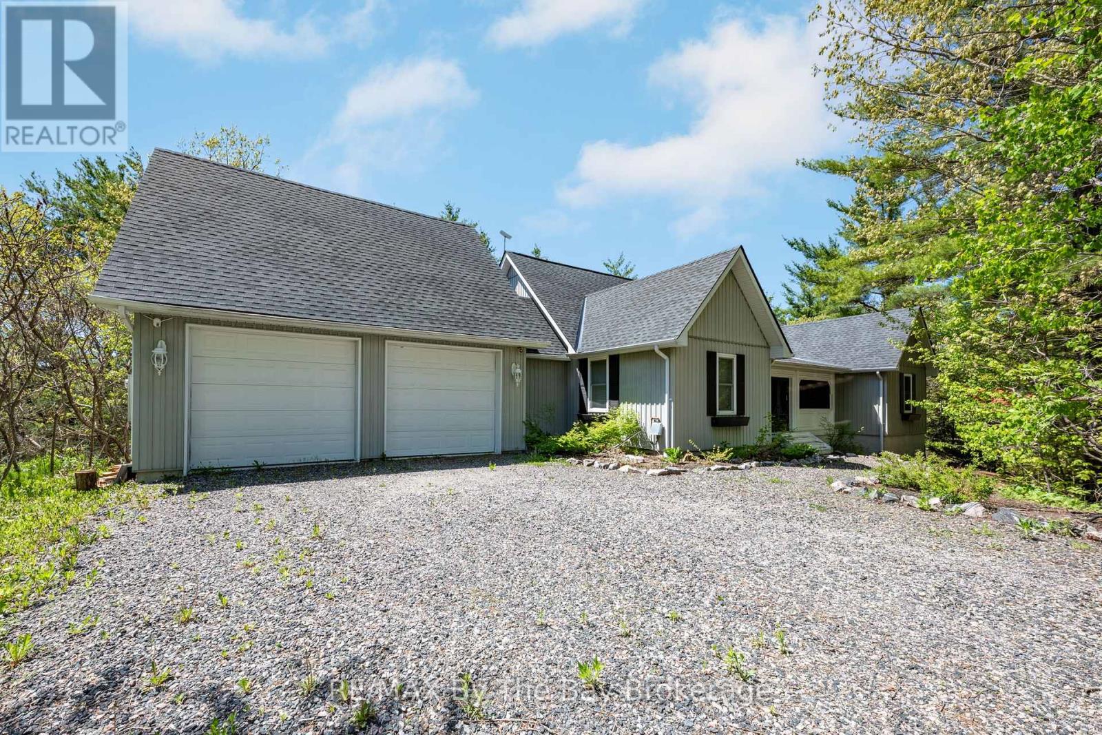 261 Kim T Lane, Georgian Bay, Ontario  L0K 1S0 - Photo 33 - X12482070