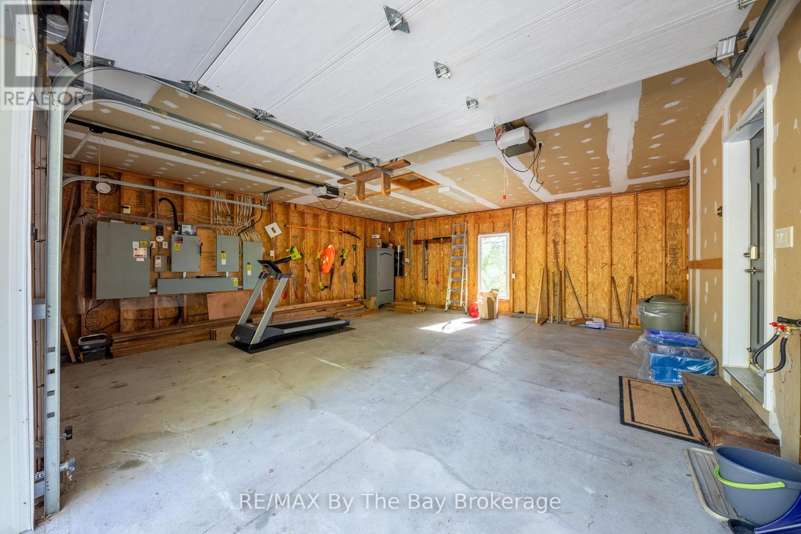 261 Kim T Lane, Georgian Bay, Ontario  L0K 1S0 - Photo 34 - X12482070