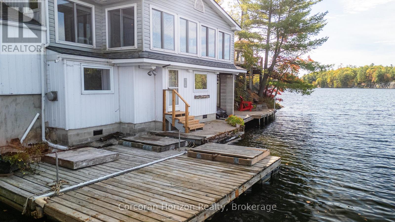 566 Hungry Bay Road W, Georgian Bay, Ontario  L0K 1S0 - Photo 2 - X12482370