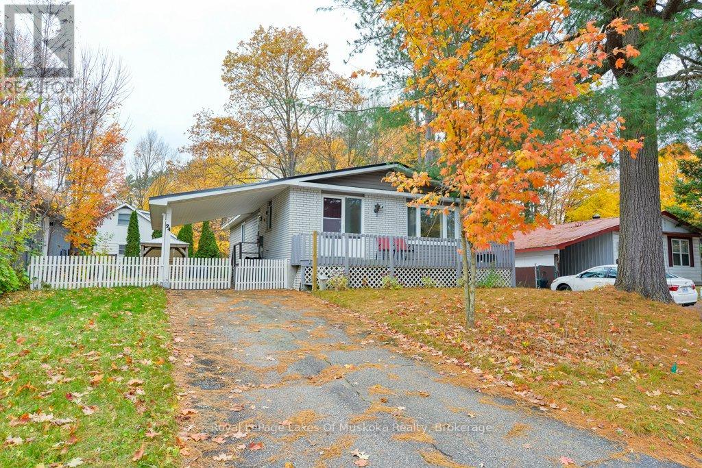 24 Dudley Drive, Bracebridge, Ontario  P1L 1K3 - Photo 1 - X12483046