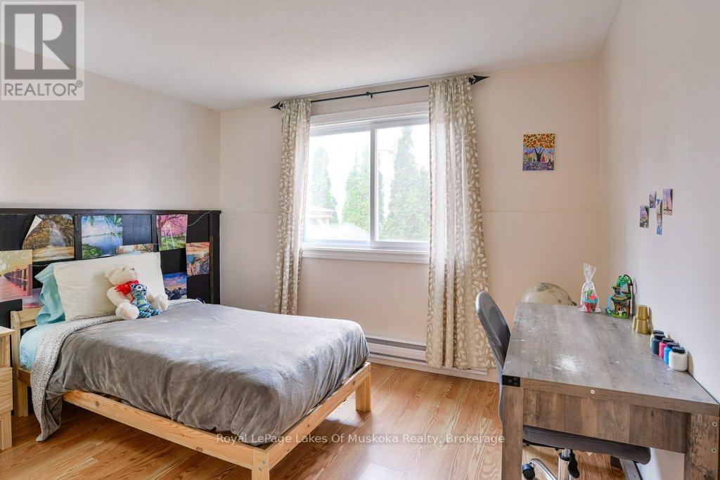 24 Dudley Drive, Bracebridge, Ontario  P1L 1K3 - Photo 11 - X12483046