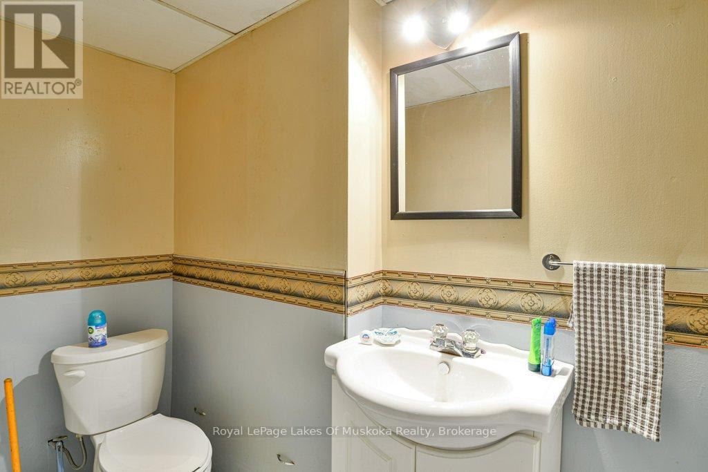 24 Dudley Drive, Bracebridge, Ontario  P1L 1K3 - Photo 15 - X12483046