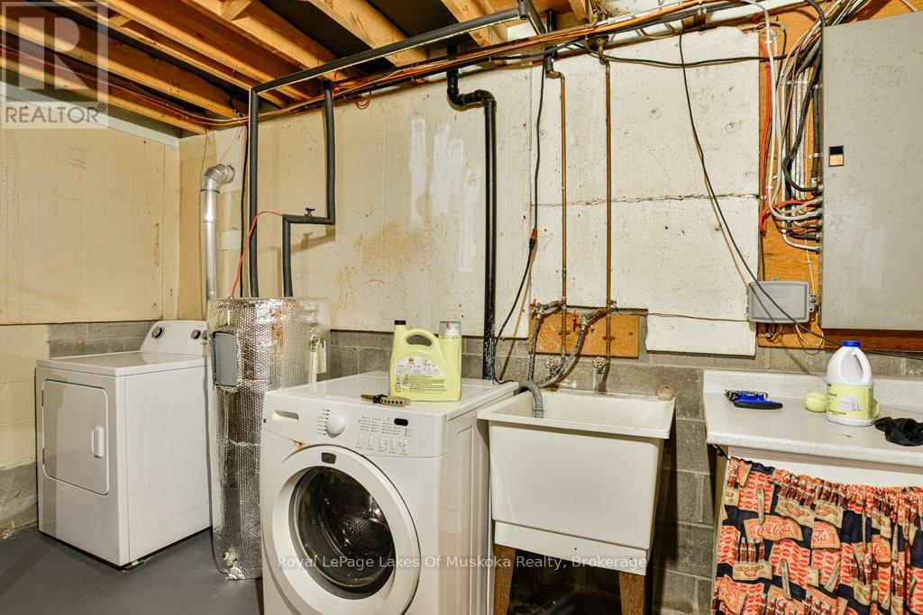 24 Dudley Drive, Bracebridge, Ontario  P1L 1K3 - Photo 16 - X12483046